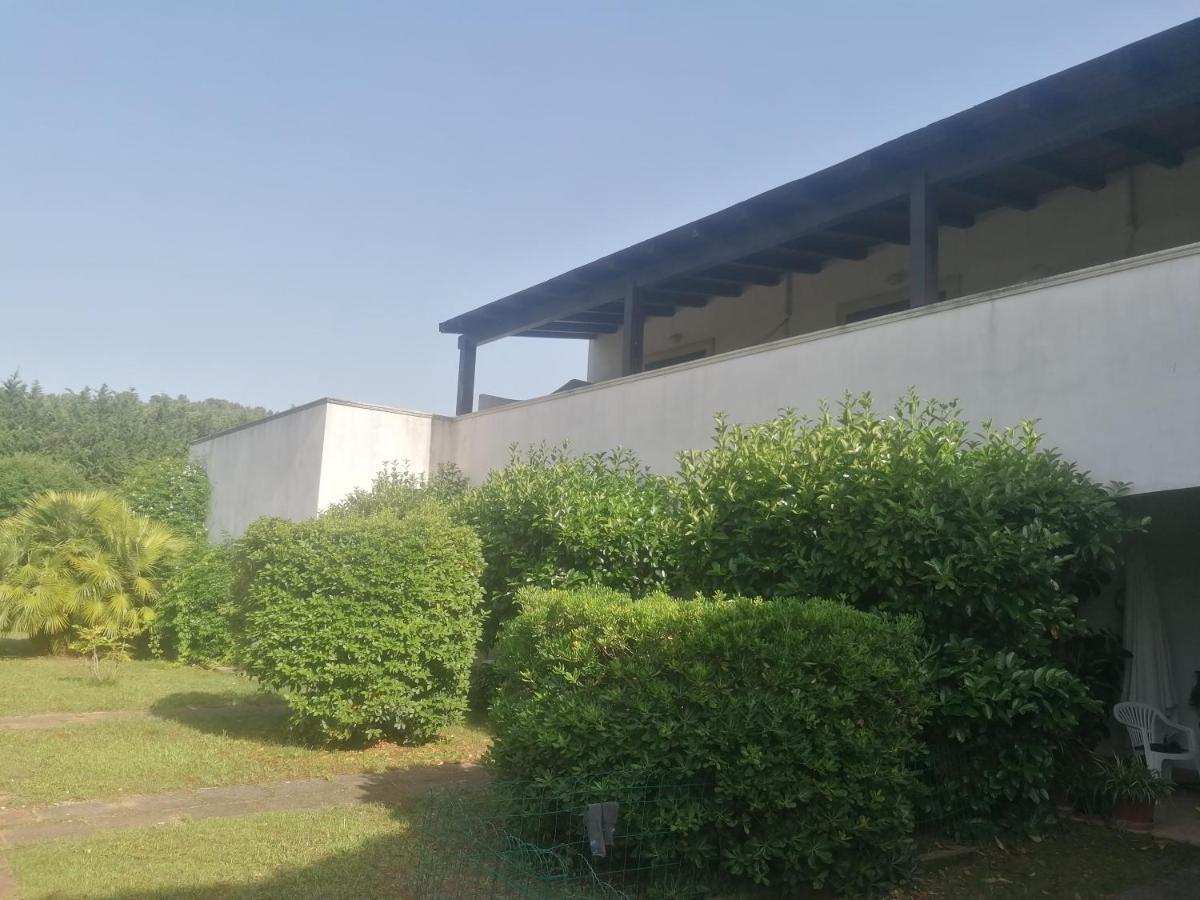 佩斯基奇La Piana Di Calena别墅 外观 照片